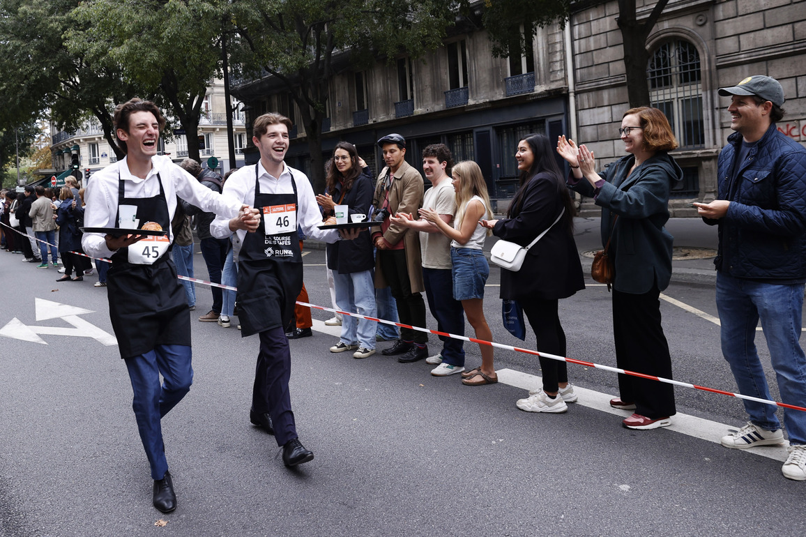 FRANCE-PARIS-CAFES' RACE