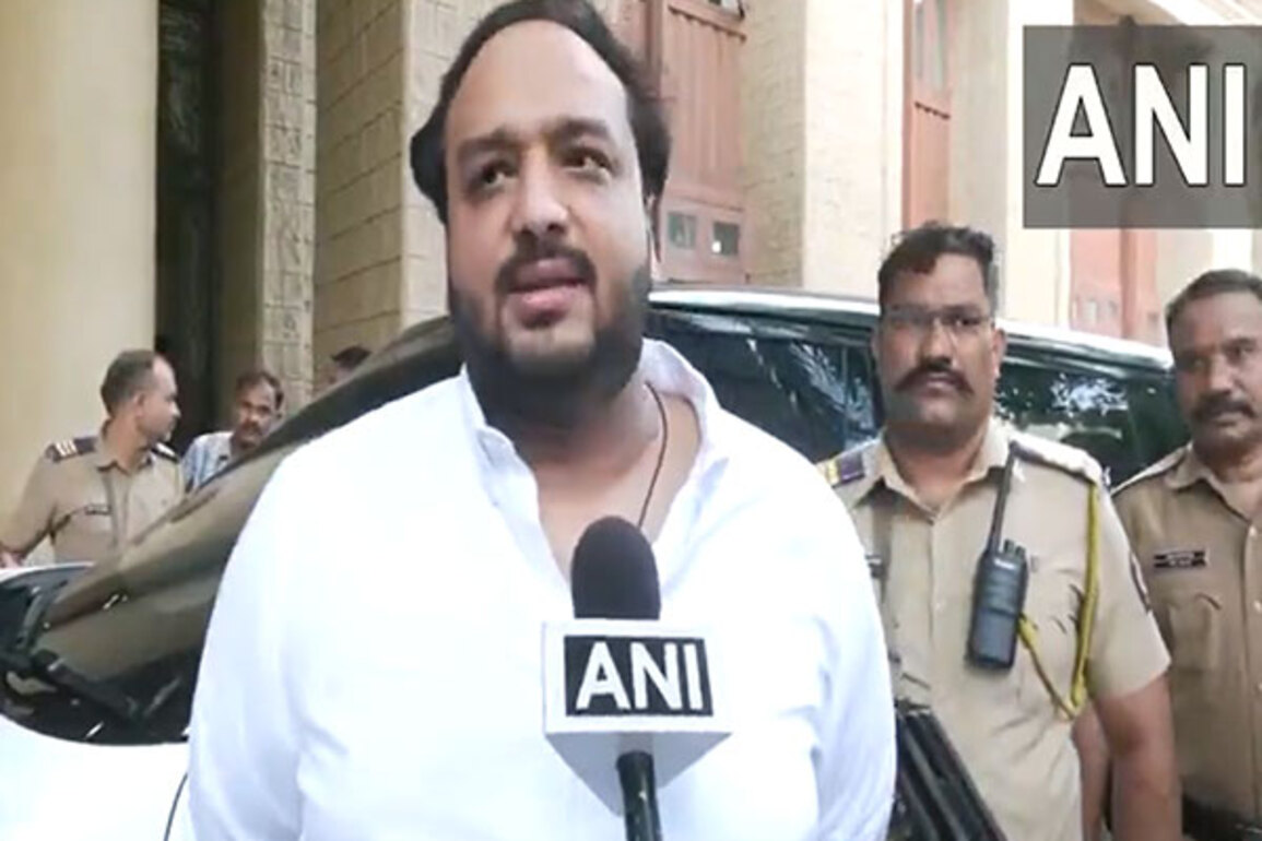 NCP's Zeeshan Siddique questions Mumbai Police on Anmol Bishnoi's extradition in Baba Siddique case
