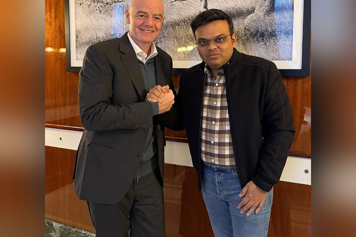 FIFA president Gianni Infantino meets ICC chairman Jay Shah, looking to working together to "unite the world through sports"