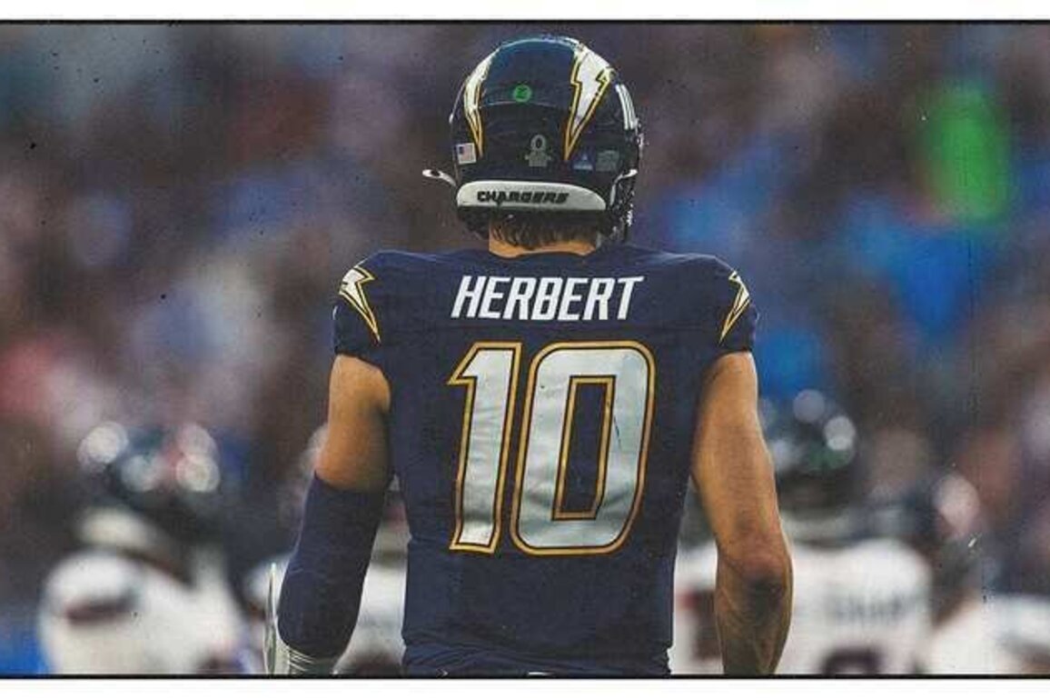Why Chargers QB Justin Herbert Won't Play vs. Broncos in Week 18