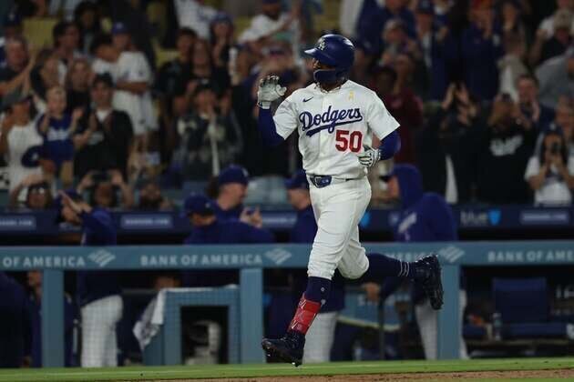 Mookie Betts' blast lifts Dodgers over Nationals