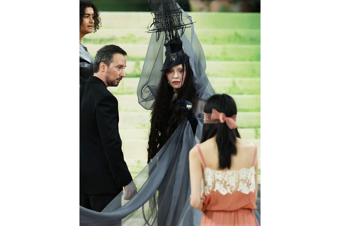Madonna stuns with "witchy" look at Met Gala 2026