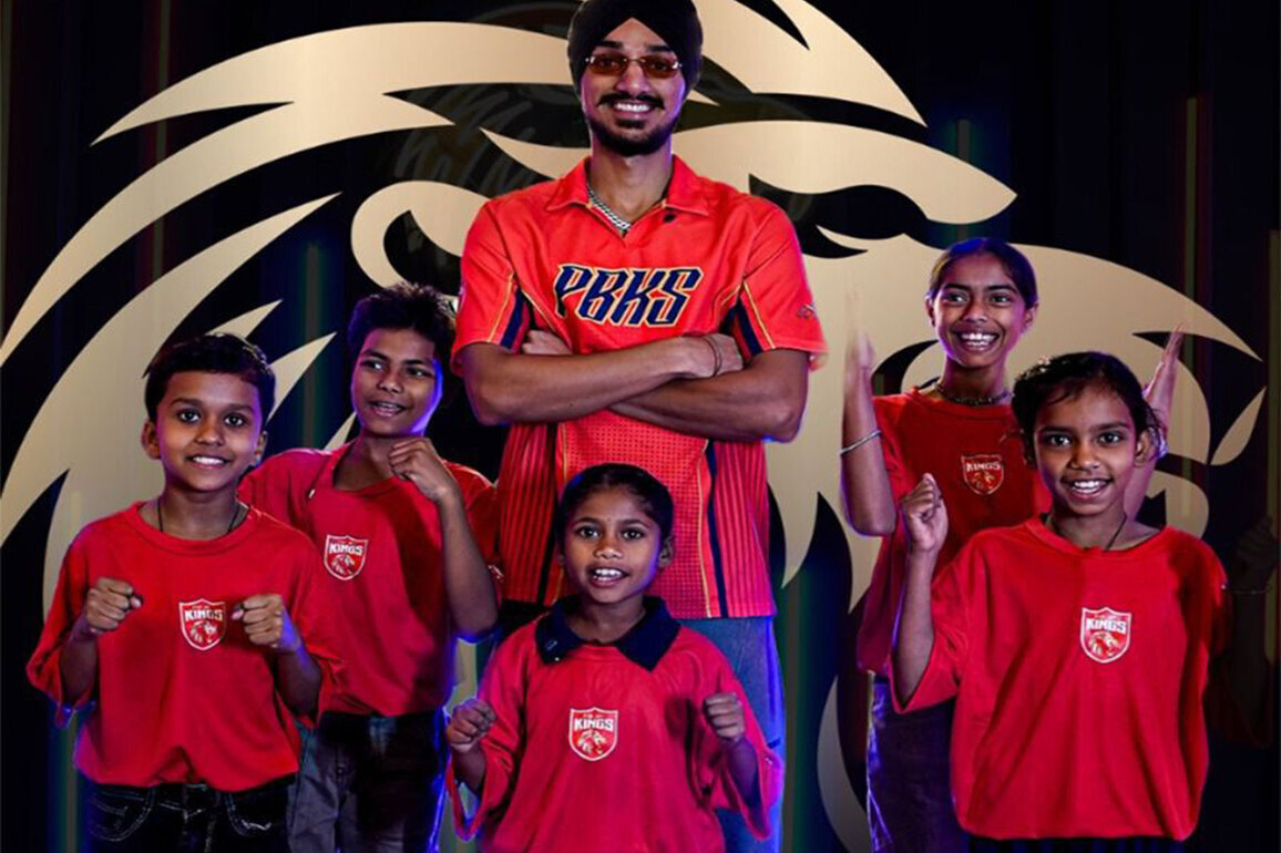 PBKS' Arshdeep Singh meets young fans in candid meeting amid ongoing IPL 2026