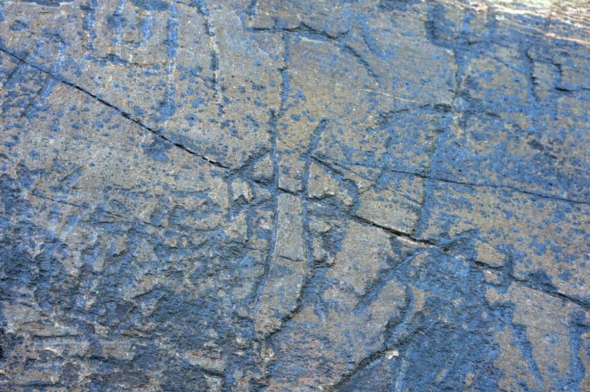 Uncovering 2,200-yr-old inscription at 4,306 meters: Chinese history carved in stone