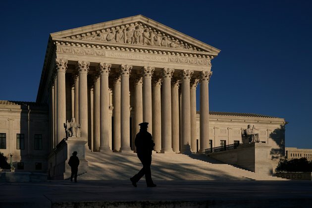 Supreme Court Blocks NY Coronavirus Limits on Houses of Worship