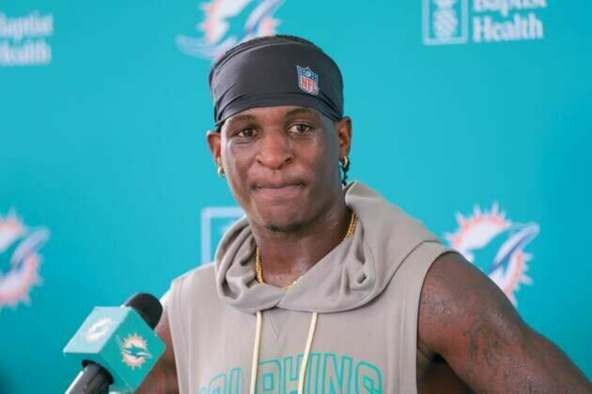Dolphins dropping veteran CB Mike Hilton
