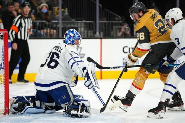 William Nylander leads Leafs past Knights in shootout