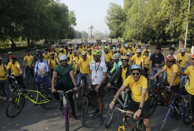 Union Sports Minister Mandaviya leads 'Fit India Sundays on Cycle' Event in Ahmedabad