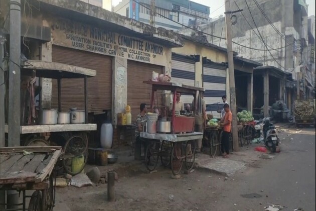 Jammu: Akhnoor returning to normalcy as people go about their business