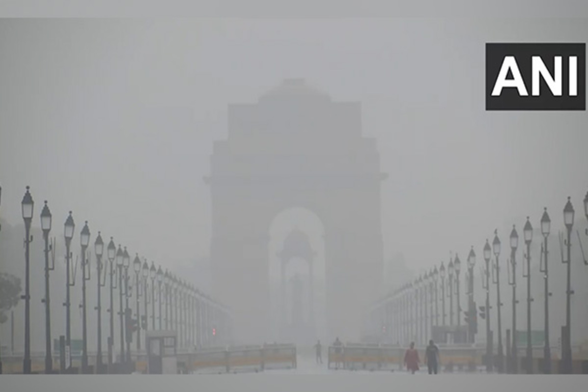 Heavy rain lashes Delhi-NCR, waterlogging reported in several places