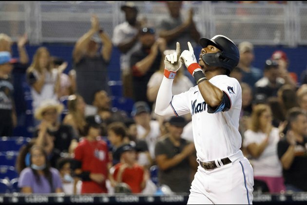 Deven Marrero, Lewis Brinson help Marlins stomp Padres