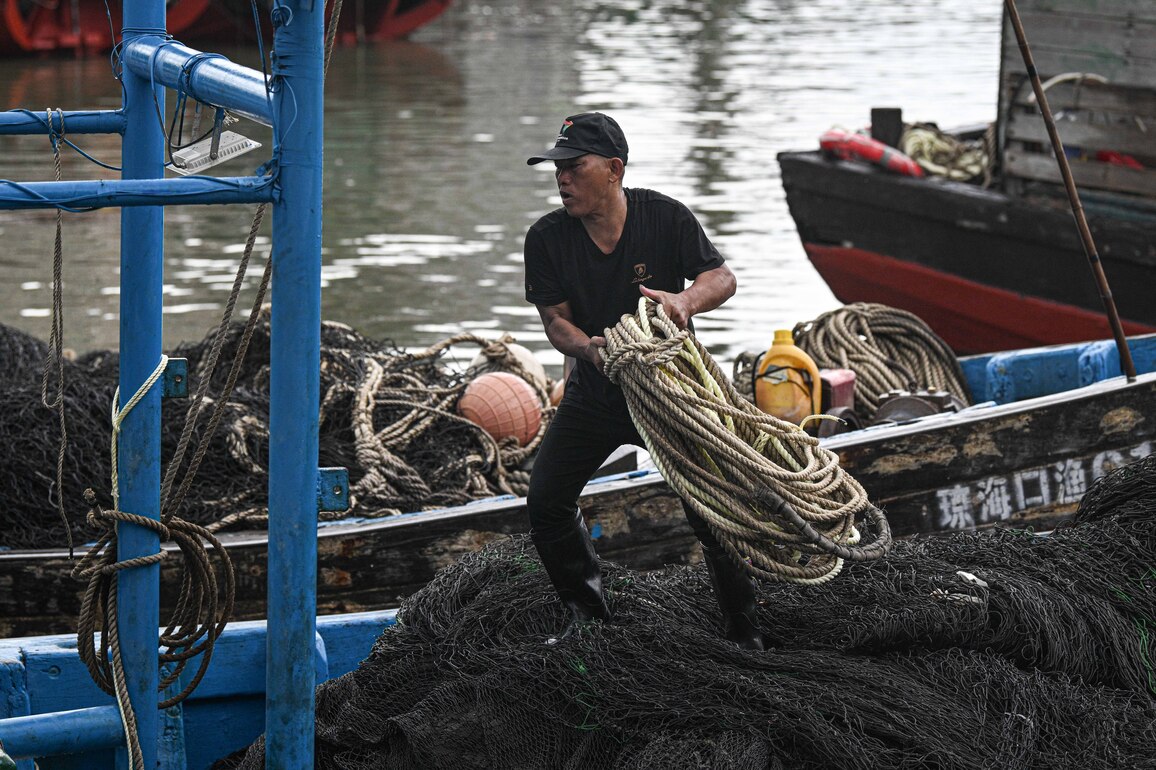 CHINA-HAINAN-FISHING SEASON-TROPICAL DEPRESSION(CN)