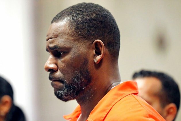 R. Kelly Sues Brooklyn Jail for Putting Him on Suicide Watch