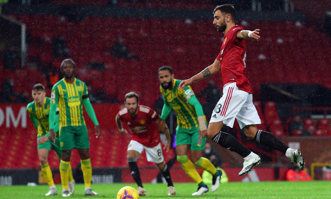 Man Utd 'must do better' despite ending home drought Man Utd 'must do better' despite ending home drought