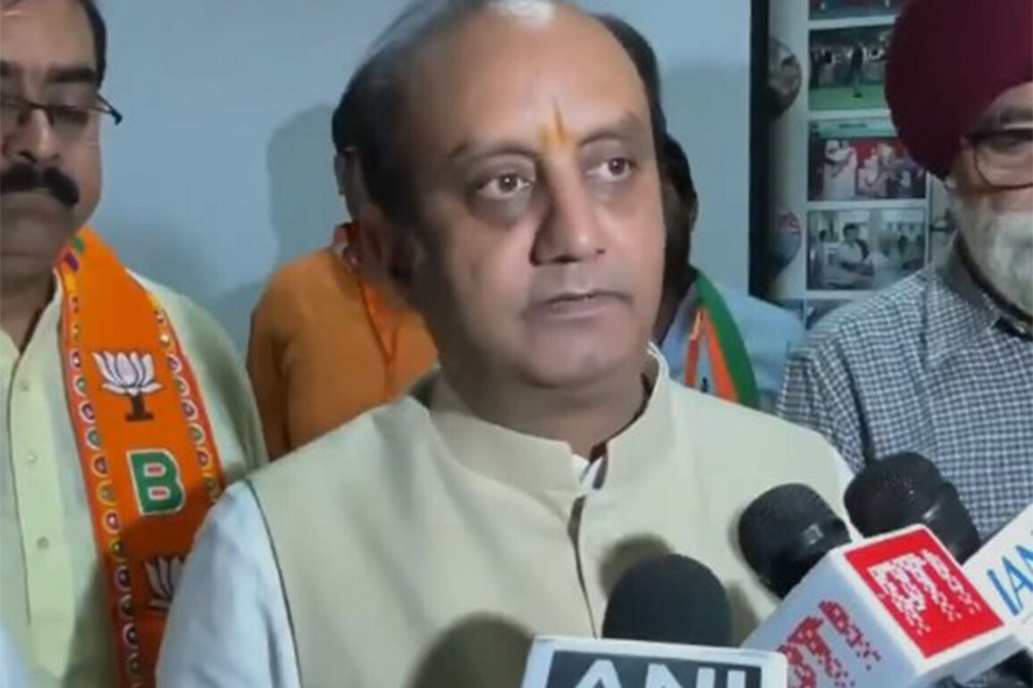 "Moving towards Maoist, violent, anarchic politics": BJP MP Sudhanshu Trivedi slams Rahul Gandhi over NEET row stance