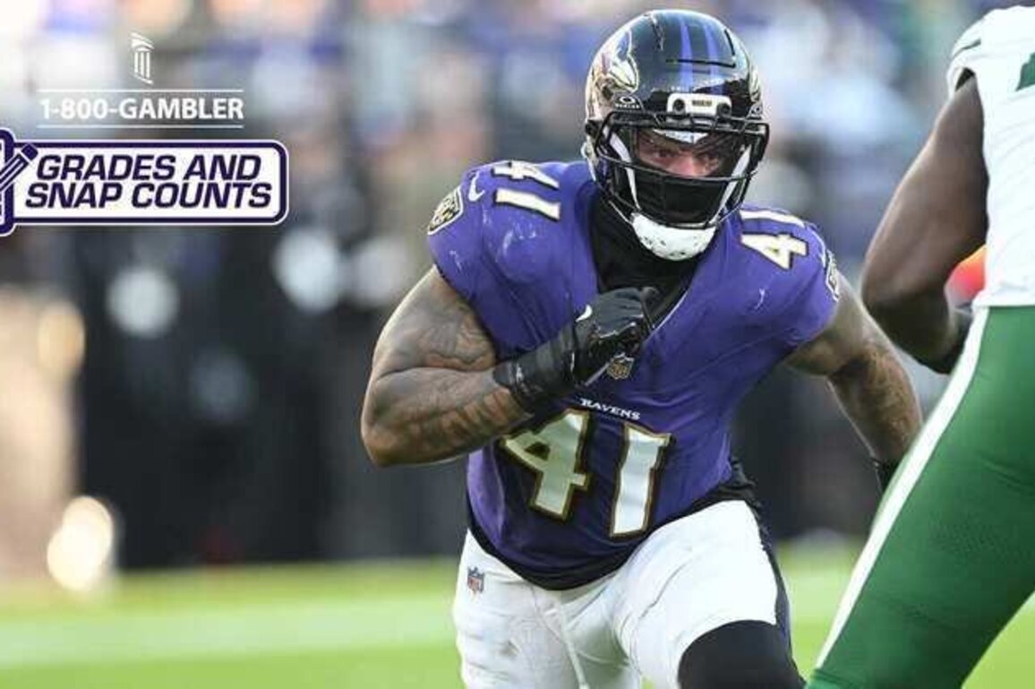 Grades & Snap Counts: Dre'Mont Jones Ramps Up, Mike Green Balls Out