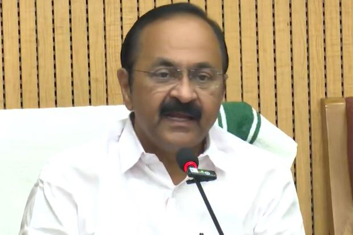 Keralam government allocates district-wise responsibilities to ministers