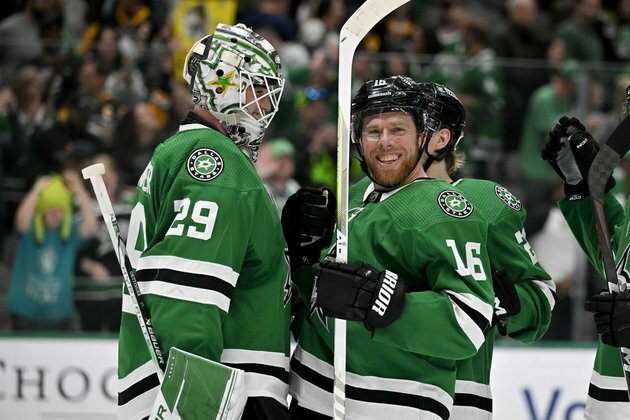 Central-leading Stars eye rare win over Canucks
