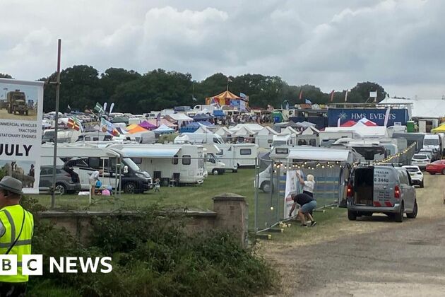 Teen suffers 'life-changing' injuries on Netley steam fair ride
