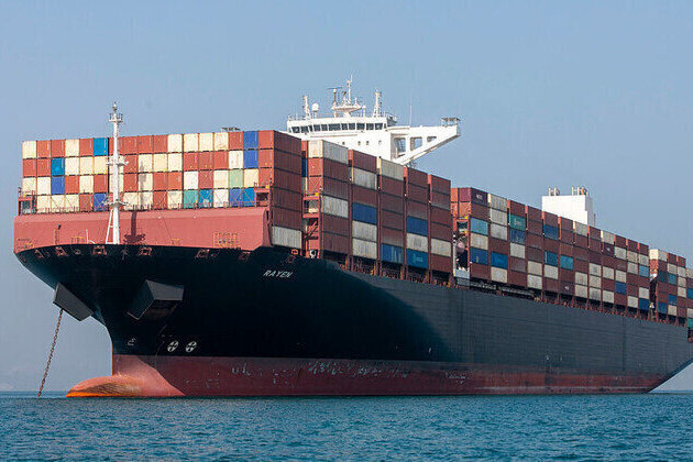 US military secretly guiding ships through Strait of Hormuz  NYT