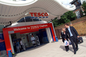 Tesco enters building market