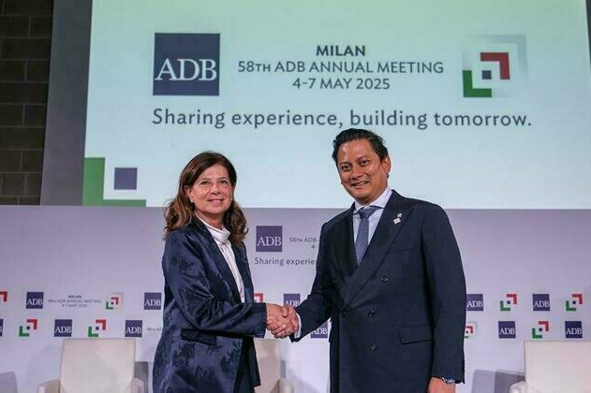 ADB, Indonesia Achieve Milestone in Local Currency Loan Conversions