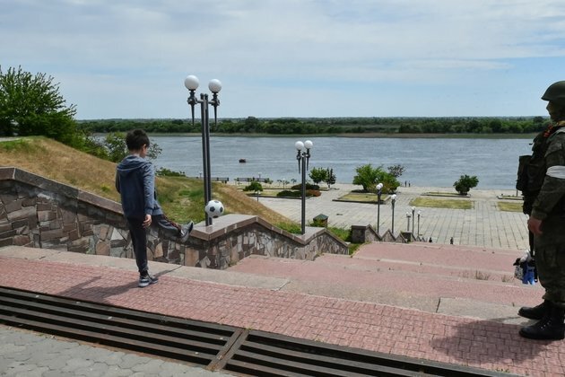 Putin Fast-Tracks Russian Citizenship in Southern Ukraine