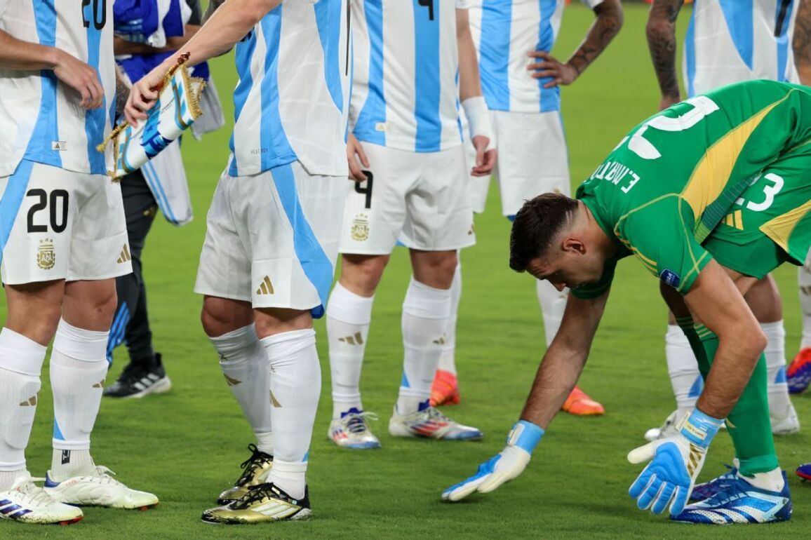 FIFA's CWC is critical to avoid World Cup pitch 'disaster' - ESPN