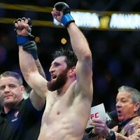 Magomed Ankalaev takes down Alex Pereira at UFC 313