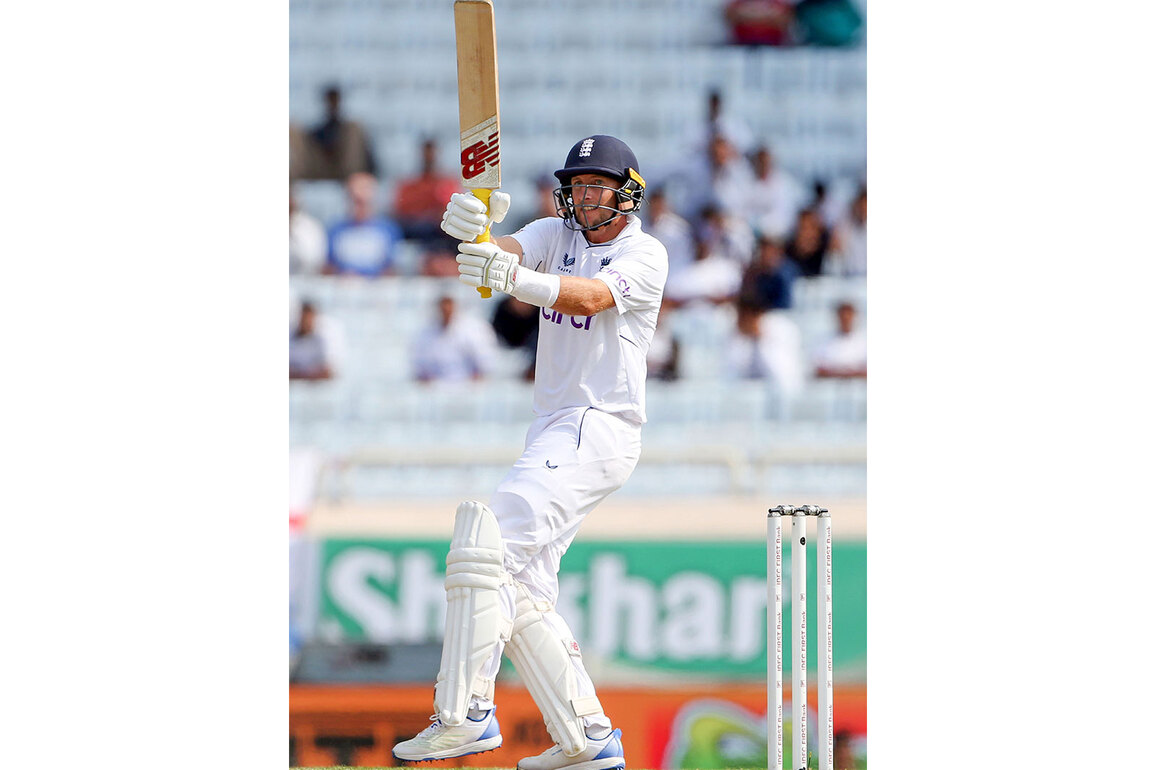 Ashes 2nd Test: England stumble to 196/4, after Joe Root's fifty (Dinner Day 1)