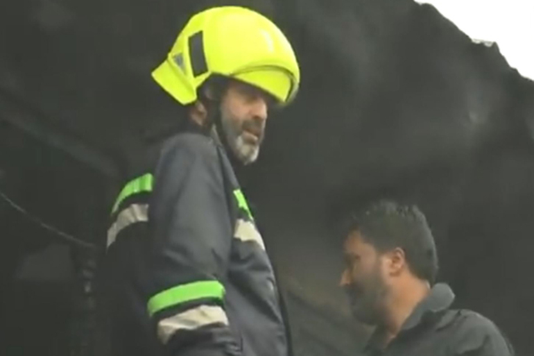 J-K: Fire breaks out in residential houses at Khanyar in Srinagar