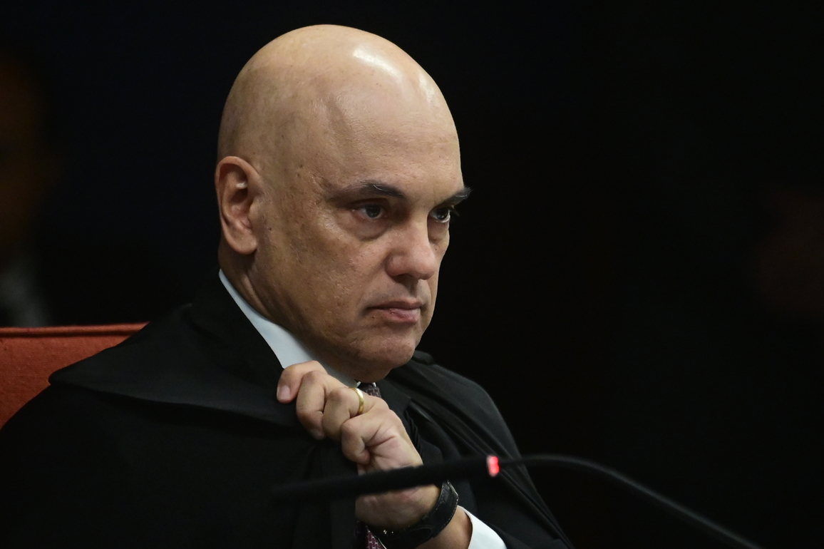 BRAZIL-BRASILIA-SENTENCE-BOLSONARO-JUSTICES