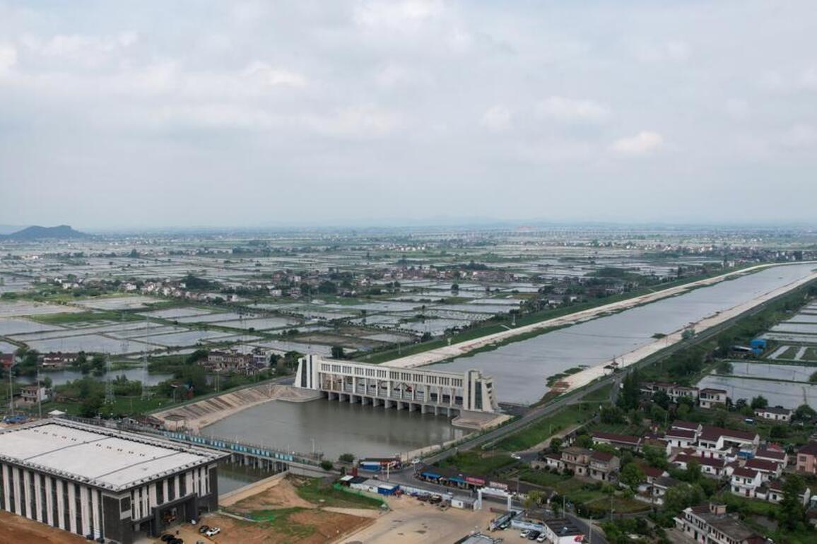 Update: China's water conservancy investment to exceed 5.4 trln yuan during 2021-2025 period