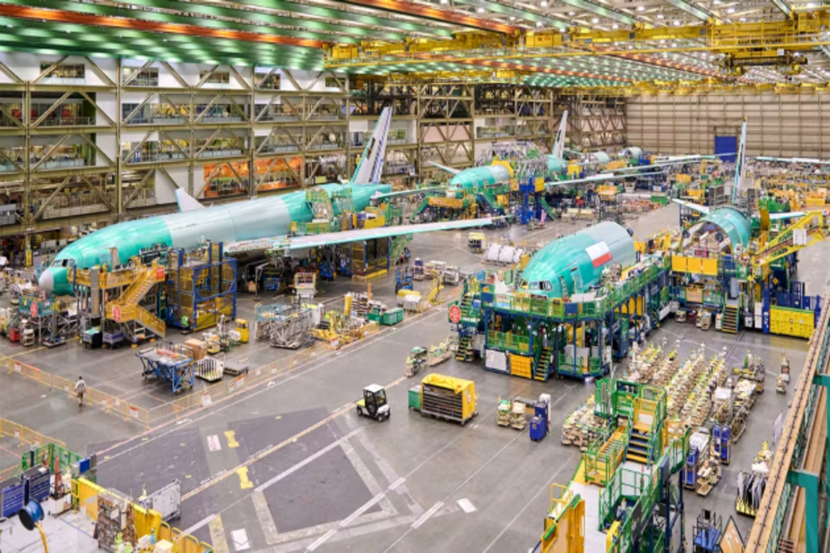 Boeing ties employee incentive plan to company-wide performance