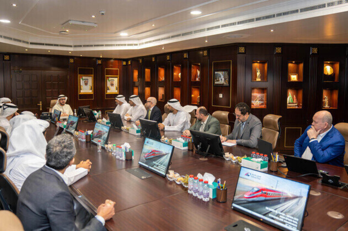 DEWA, Etihad Rail explore areas of collaboration
