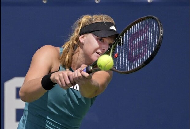 U.S. teen Ashlyn Krueger reaches 1st tour final at Osaka