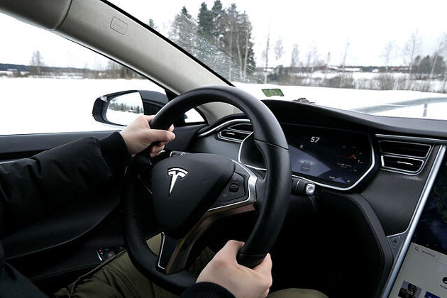 Your car is tracking you: Experts warn about data sharing