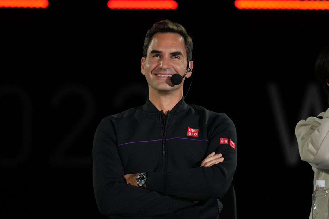Roger Federer practices with Casper Ruud ahead of exhibition match at Australian Open 2026