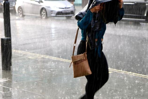 Met Office weather warning for thunderstorms in Gloucestershire