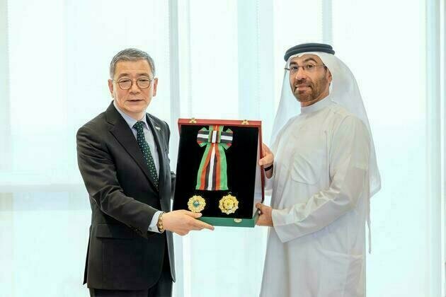 UAE President confers First Class Order of Independence on Korean Ambassador