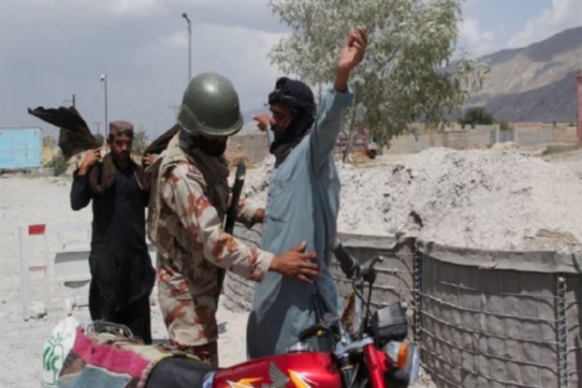 Pakistan accused of deepening humanitarian crisis as curfew leaves Mashkay residents struggling
