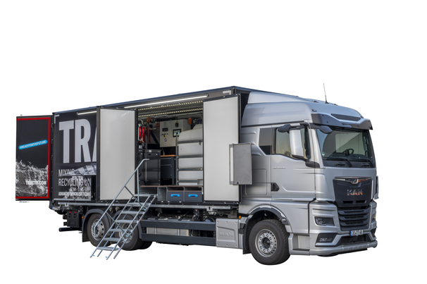 The self-contained and automated MRU250HE drilling fluid recycling is a new product lien from the German HDD specialist TRACTO