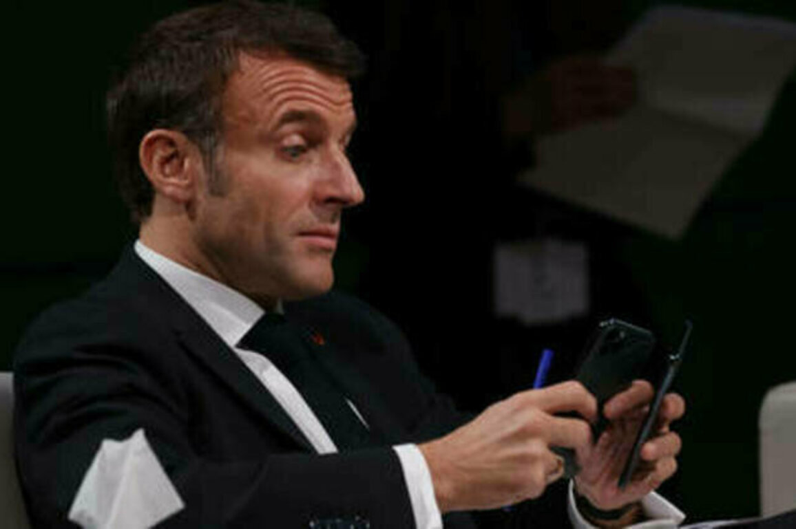 NYC police force Macron to call Trump (VIDEO)