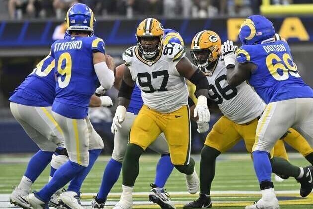 Netflix lands Rams-Packers, first NFL game on Thanksgiving Eve