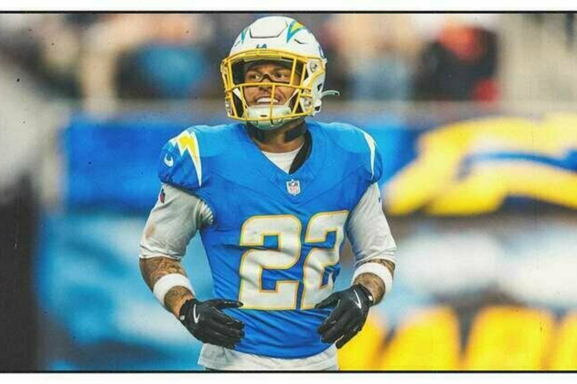 Why Safety Elijah Molden Returned to the Chargers in Free Agency