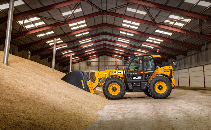 JCB AGRI Pro versions of the 538-60 and 560-80