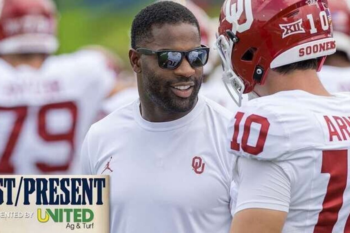 Past/Present: Murray to join Chiefs as RB coach