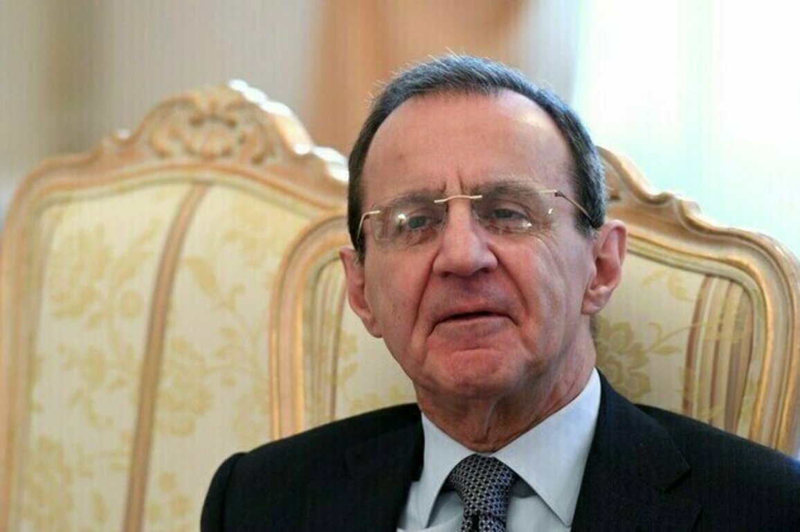 Zelenskys regime only stable when at war  former senior UN official