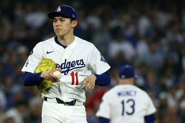Dodgers take on Rangers, aim to extend win streak