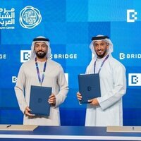 Arab Youth Centre signs two strategic MoUs with 'BRIDGE', 'Visioneers'